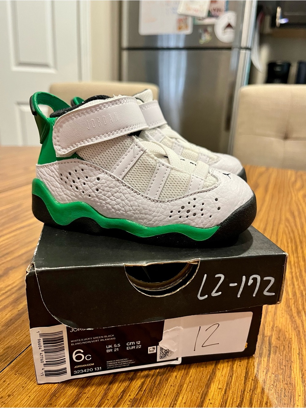 Jordan Kids' White and Green Strap Hook-and-Loop Basketball Sneakers
